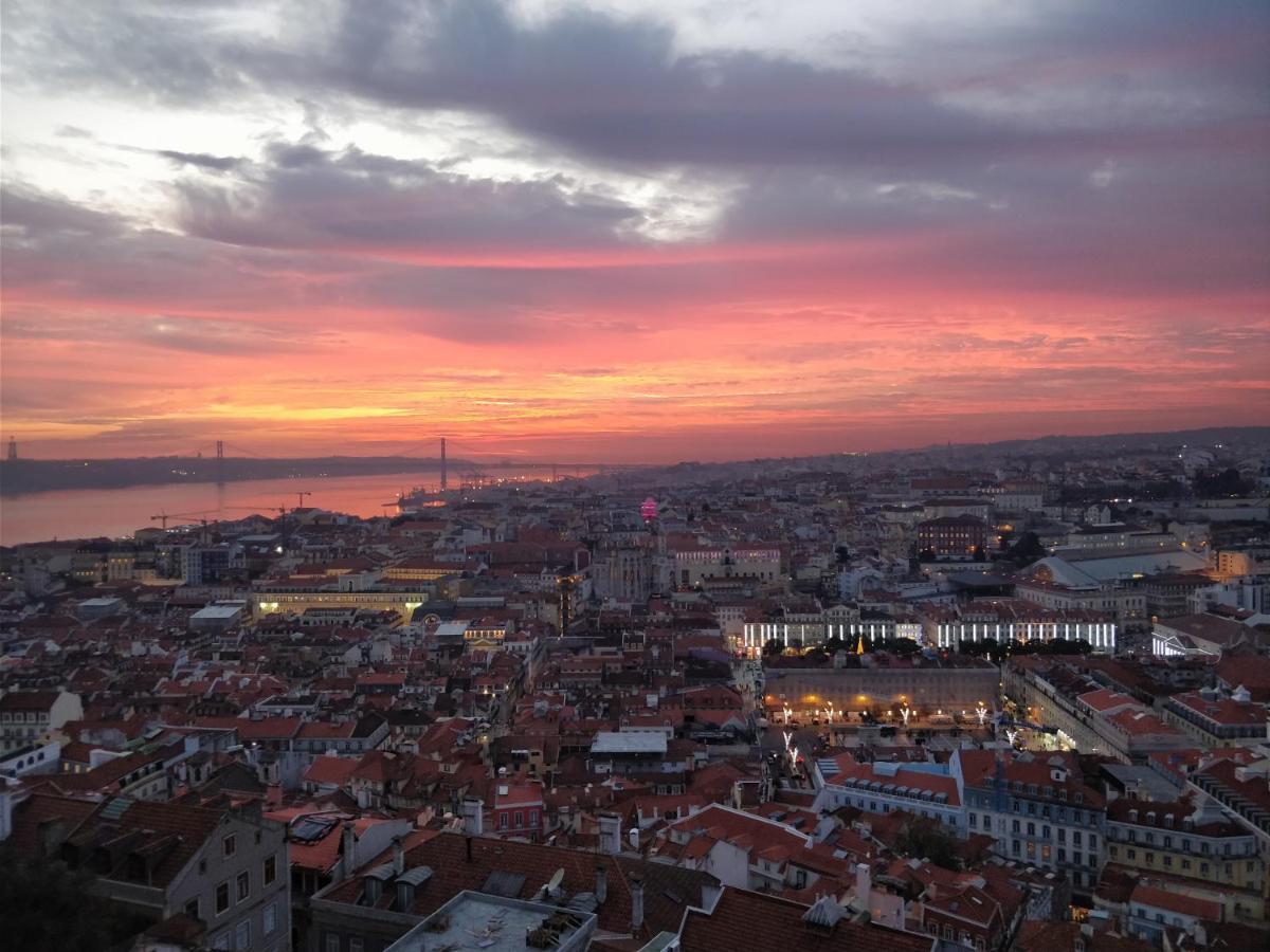 Feel Home In This Stunning Renovated Nest In Graca Lisboa المظهر الخارجي الصورة